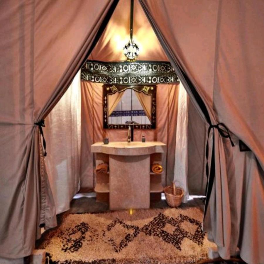 Overnight Luxury Camp Мерзуга Экстерьер фото