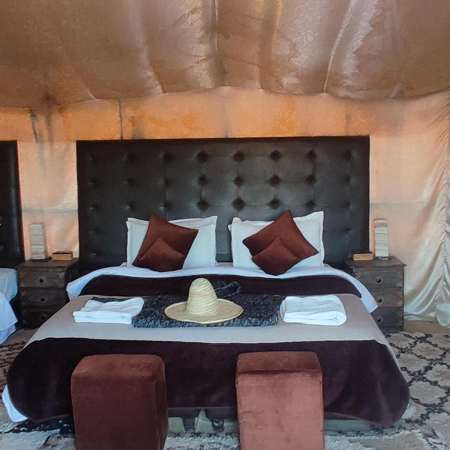 Overnight Luxury Camp Мерзуга Экстерьер фото